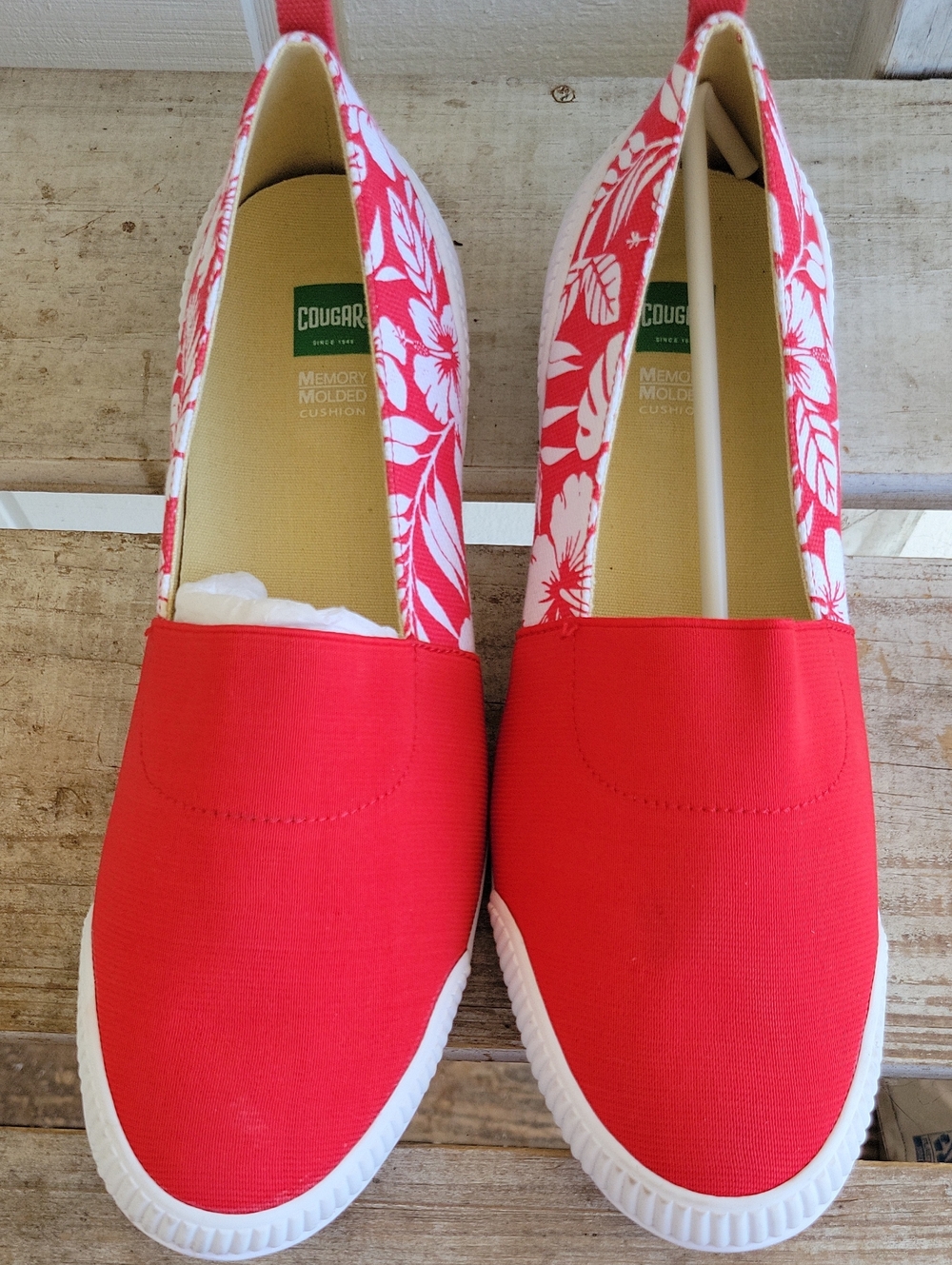 Cougar Red Tropical Floral-Trim Slip-On Canvas Flats Beach